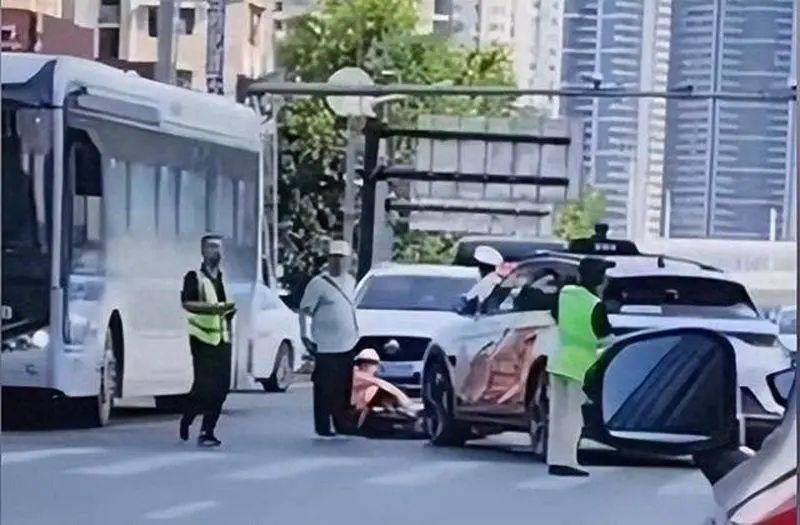 萝卜快跑