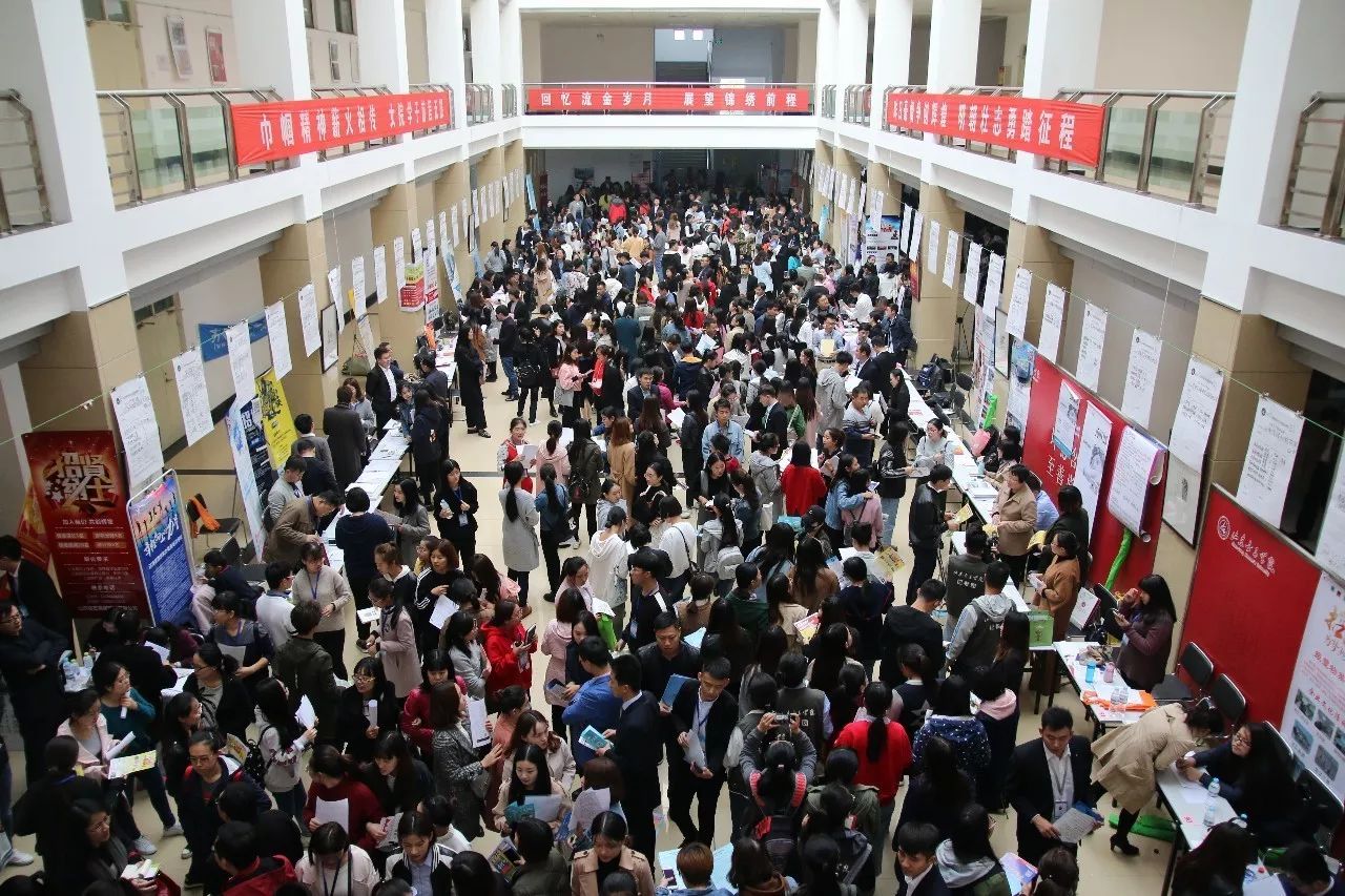 女生学什么专业挣钱多又轻松