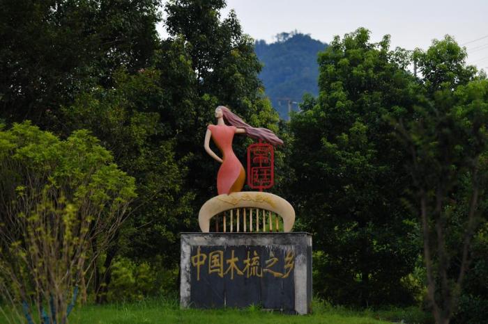 目前农村做啥生意致富