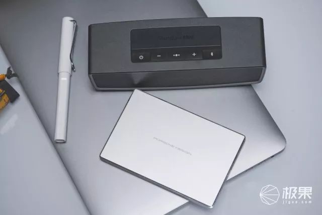 移动硬盘品牌