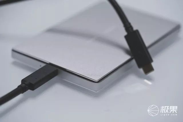 移动硬盘品牌
