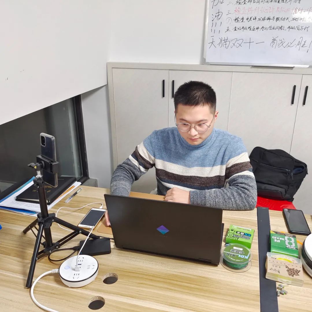 00后创业做什么好