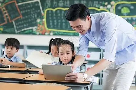 编程课主要学什么