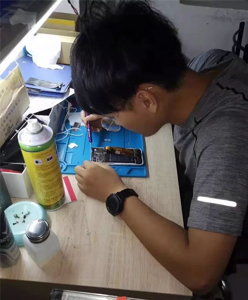 适合00后创业项目