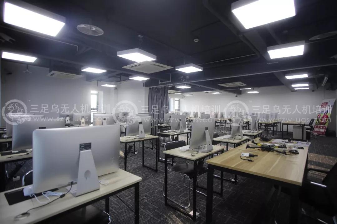 无人机驾驶证怎么考取 无人机驾驶证怎么考取