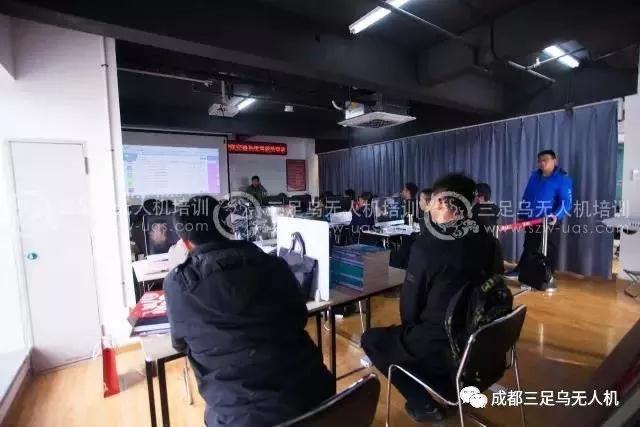 无人机驾驶证怎么考取 无人机驾驶证怎么考取