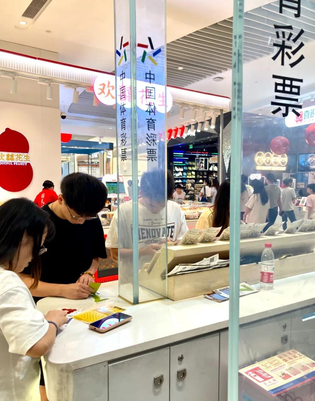 年轻人只沉迷于赚钱 年轻人只沉迷于赚钱