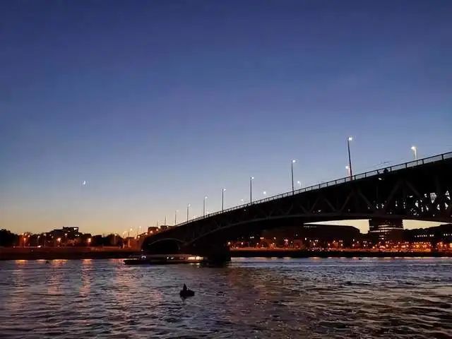 打工的钱要不回来找哪里解决 打工的钱要不回来找哪里解决