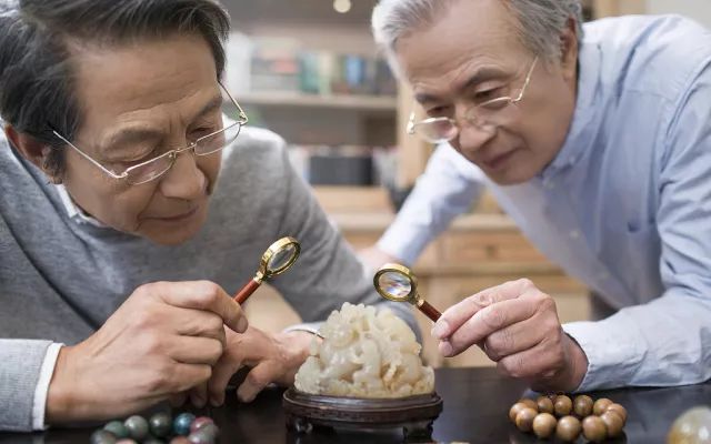 职业鉴定师是干啥的