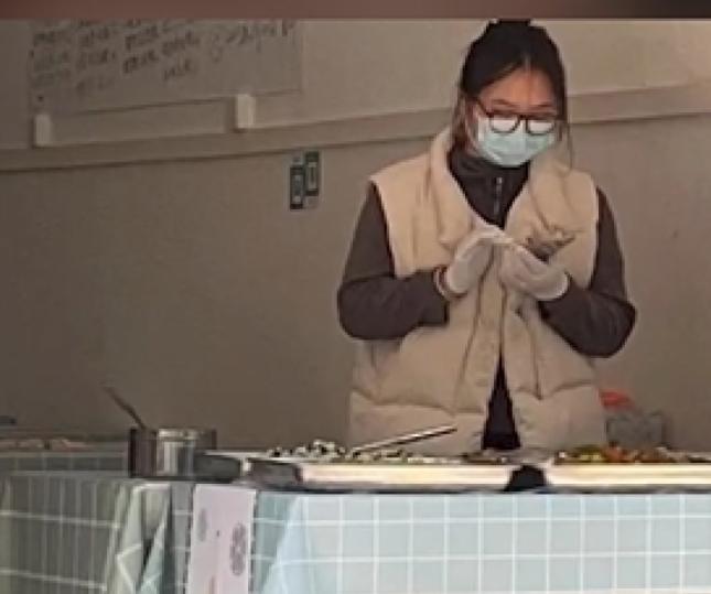 年轻人从大厂到摆摊