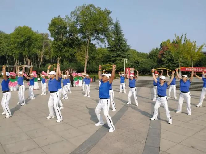 目前最火热银发项目是什么