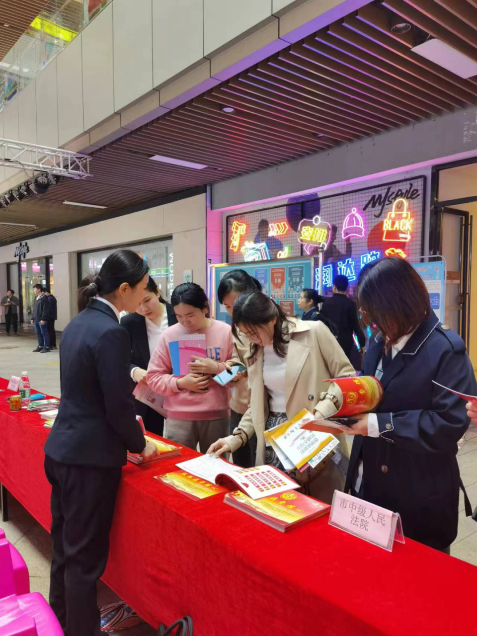 提振消费是什么意思