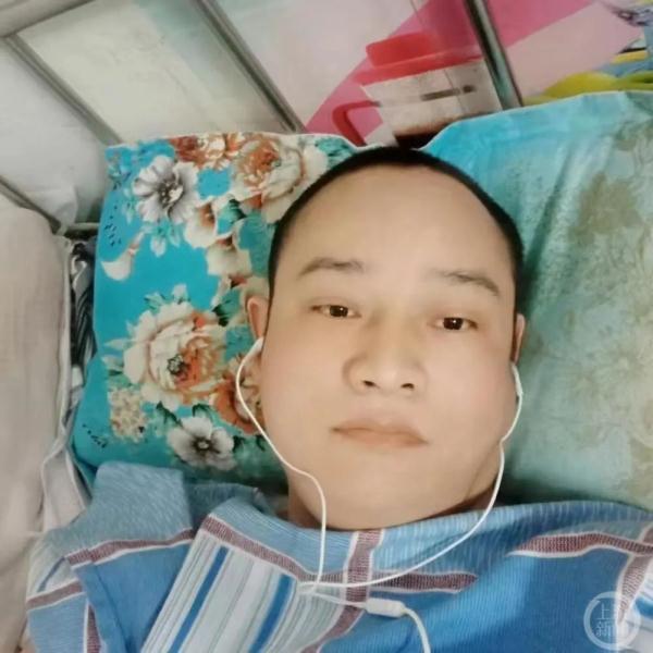 贵州男子瘫痪10年靠手工编织走红：初衷是给娃挣零花钱