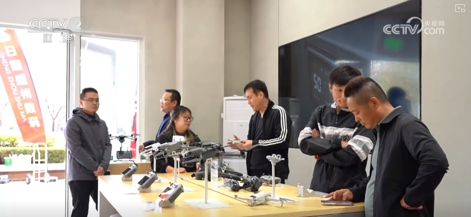 共享无人机成多领域“新宠” 催生消费新场景形成万亿级市场
