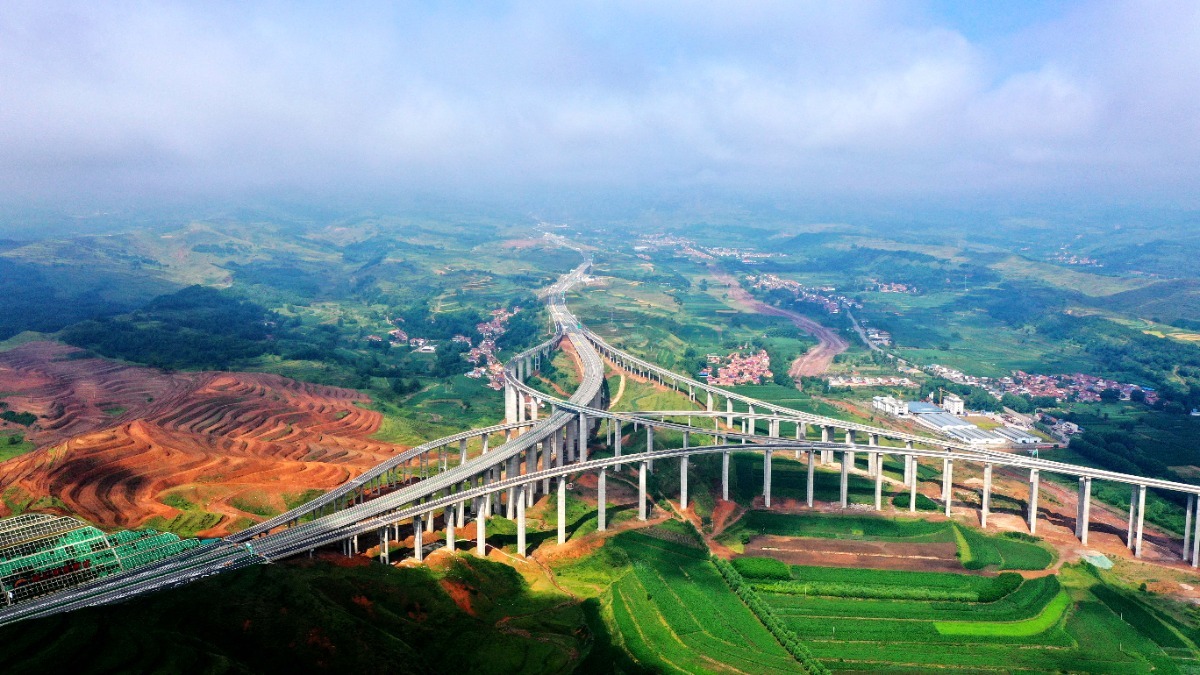 高速公路衍生经济