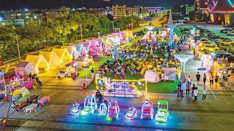 后备箱集市什么最火