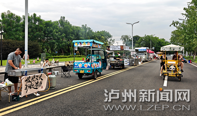 后备箱集市什么最火