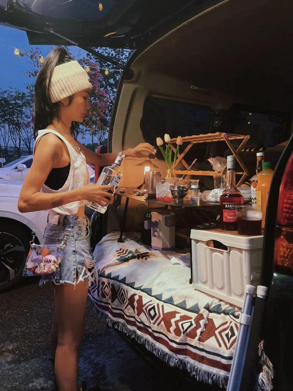 后备箱集市卖什么好