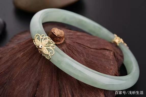 黄金回收小店靠什么赚钱