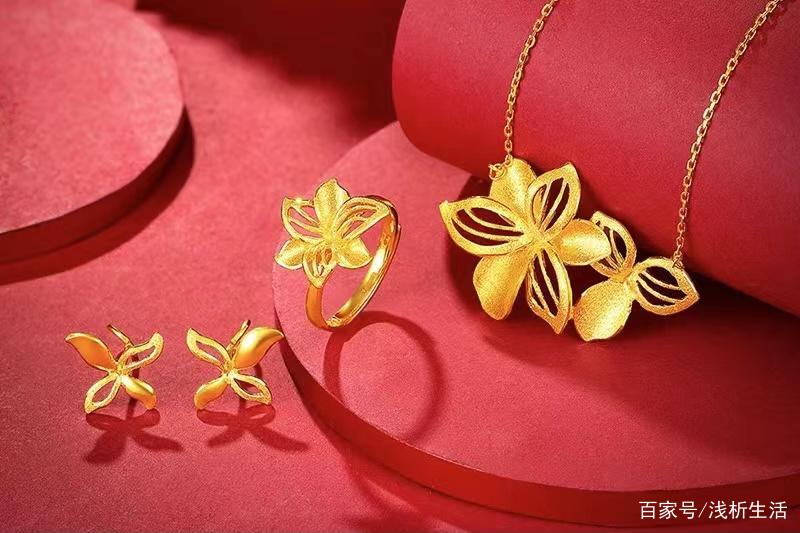 黄金回收小店靠什么赚钱
