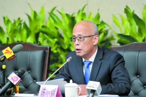 发布会现场,陈小钢回复了记者提问。 发布会现场,陈小钢回复了记者提问。