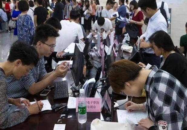 二次就业如何选择 二次就业如何选择