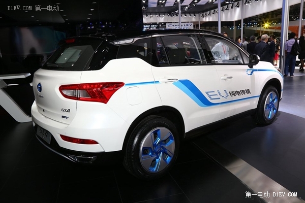 性价比高续航高的车
