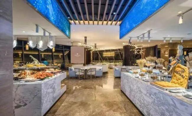 五星级酒店推40元剩菜盲盒:有大闸蟹,性价比高引发关注 五星级酒店推40元剩菜盲盒:有大闸蟹,性价比高引发关注