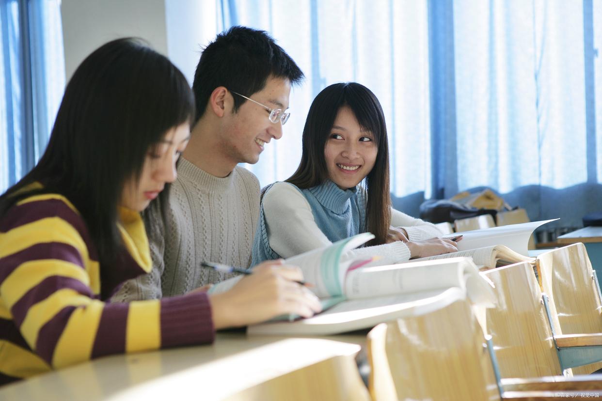 成人教育与自考区别 成人教育与自考区别