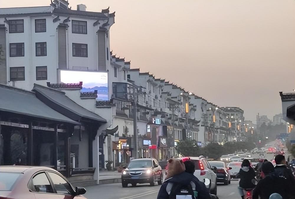 小县城的无力感 小县城的无力感